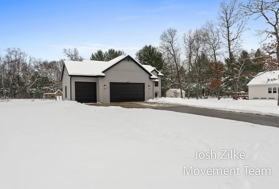 6027 Vesper Drive, Muskegon, MI 49442 - Image #2