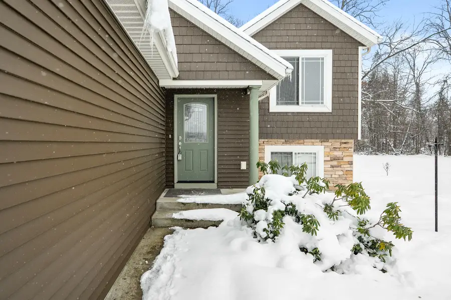 518 Foxmoor Drive, Plainwell, MI 49080 - Image #3