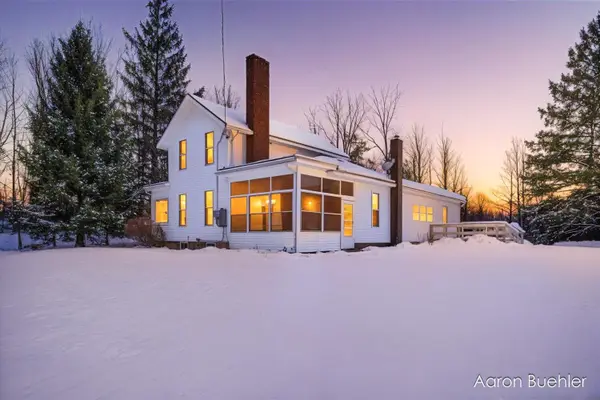 9153 Lawrence Road, Nashville, MI 49073