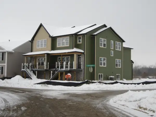 2094 Kensington Park Circle, Holland, MI 49423