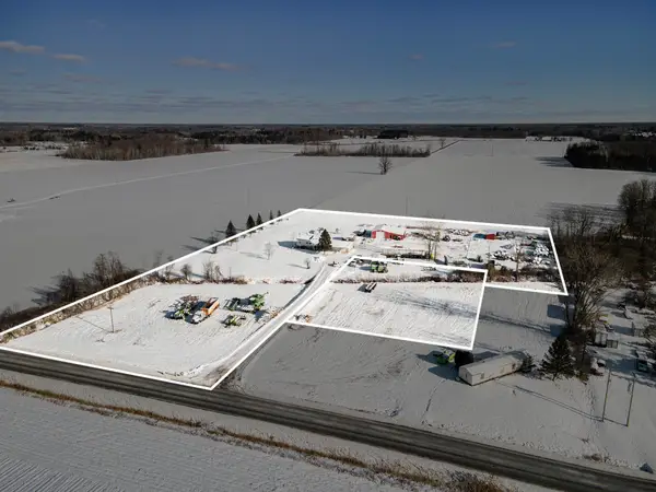 5740 N Coleman Road, Coleman, MI 48618