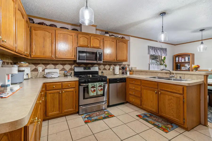 4535 N 68th Avenue, Hart, MI 49420 - Image #2