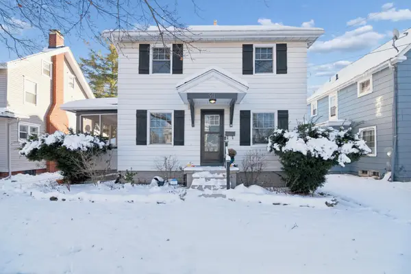 911 4th Street, Jackson, MI 49203