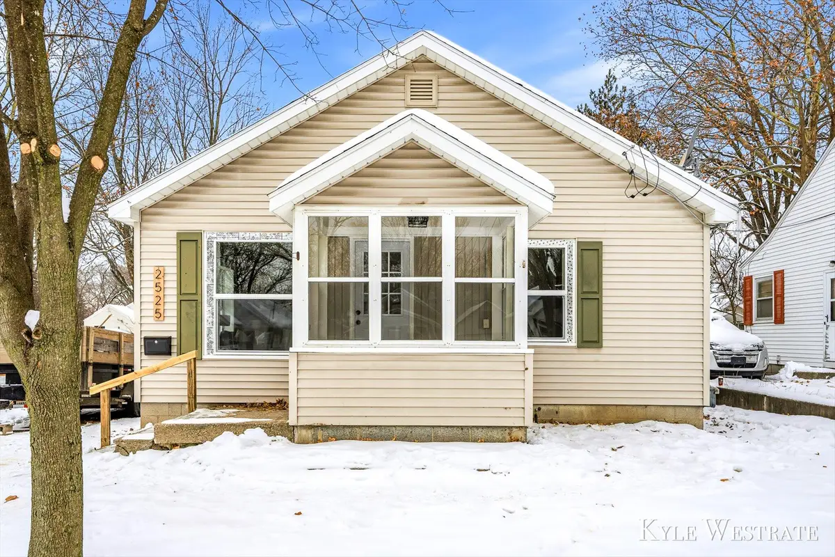 2525 Woodward Avenue Sw, Wyoming, MI 49509 - Image #1