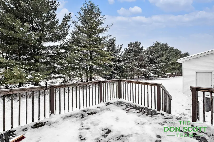 13633 Iris Lane, Cedar Springs, MI 49319 - Image #3