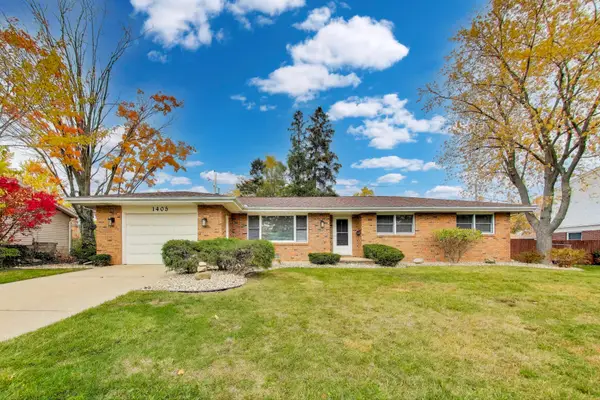 1405 Manley Court, St. Joseph, MI 49085