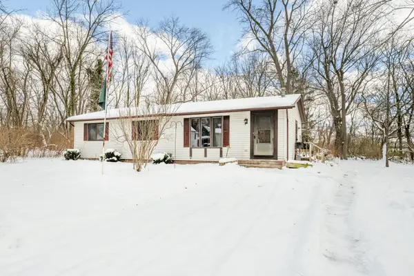 12843 S Wolcott Avenue, Sawyer, MI 49125