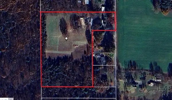 80380 42nd Street, Decatur, MI 49045