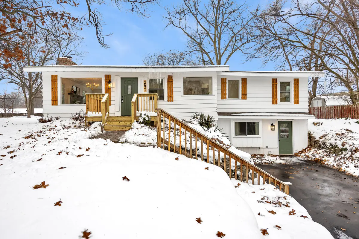 2621 Poe Avenue Sw, Wyoming, MI 49509 - Image #1