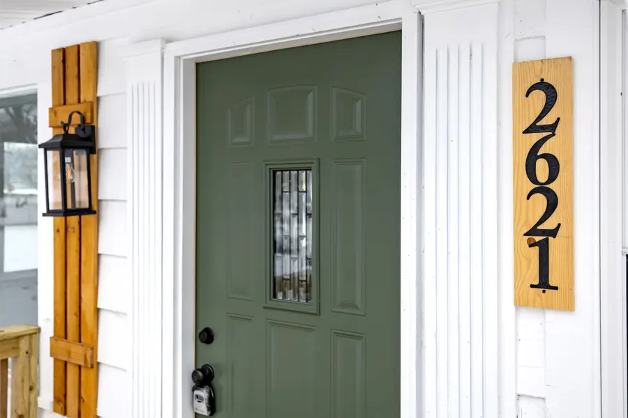 2621 Poe Avenue Sw, Wyoming, MI 49509 - Image #3