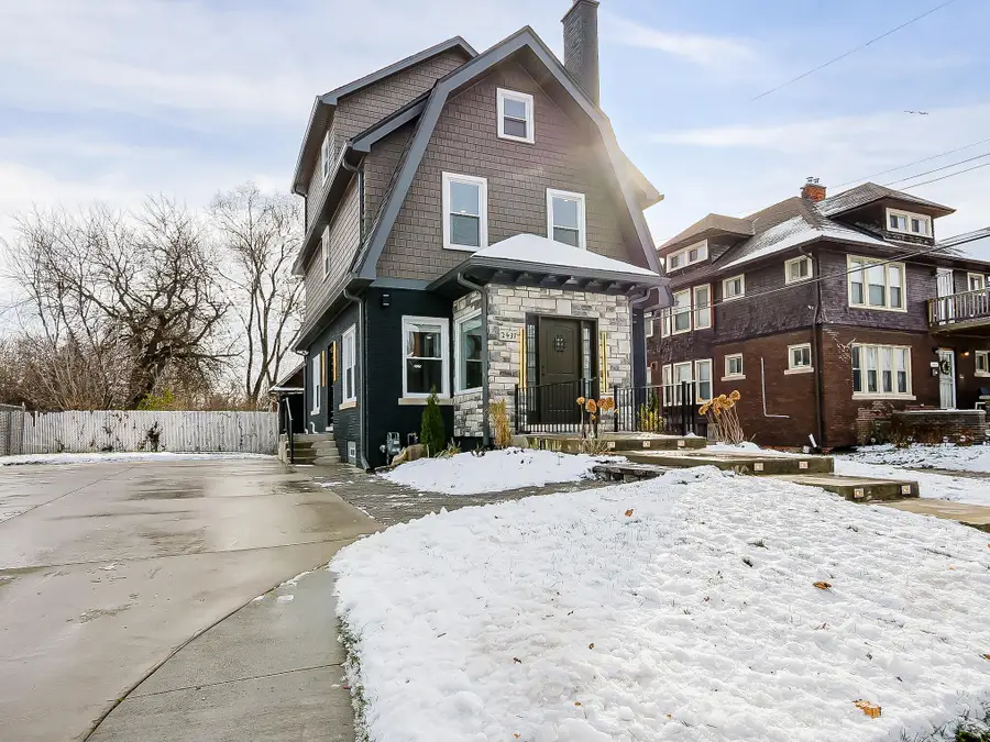 2431 Lothrop Street, Detroit, MI 48206 - Image #2