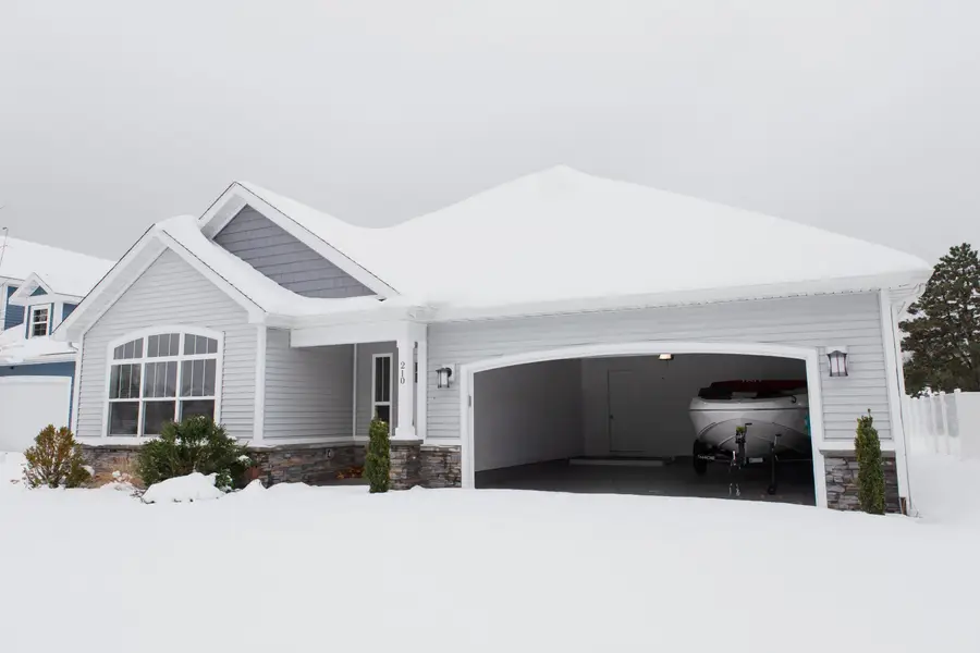 210 Market Place, Benton Harbor, MI 49022 - Image #3