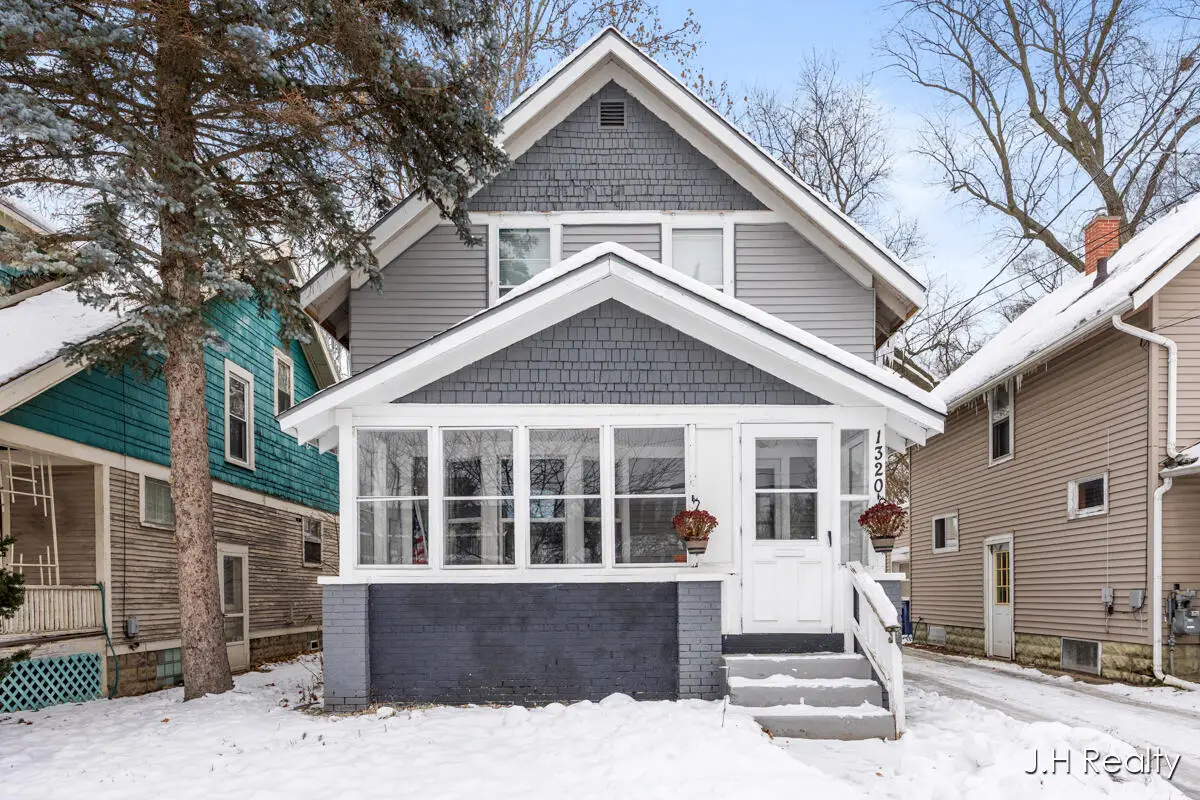 1320 Tamarack Avenue Nw, Grand Rapids, MI 49504 - Image #1