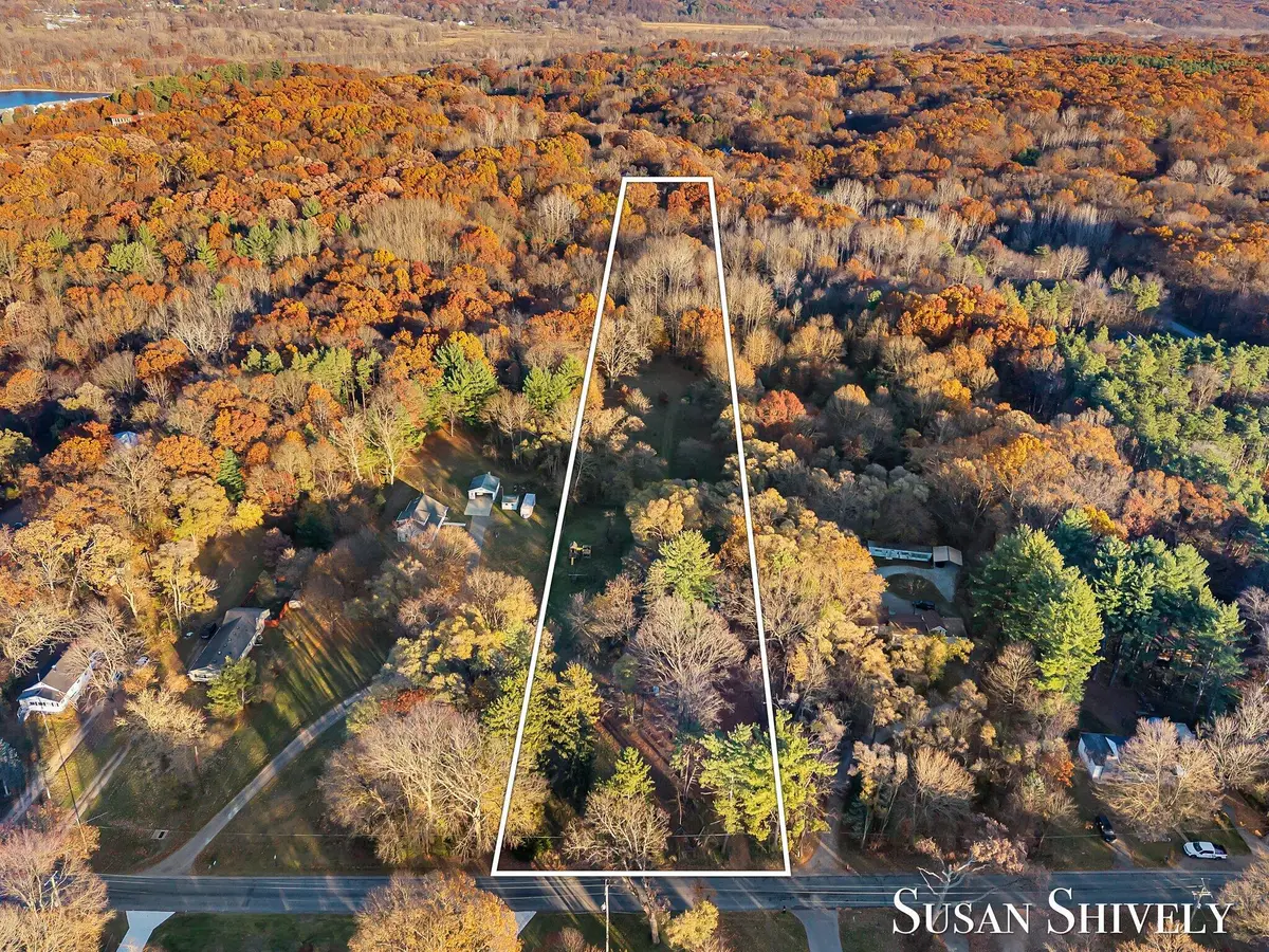 4712 Webber Avenue Ne, Grand Rapids, MI 49525 - Image #1