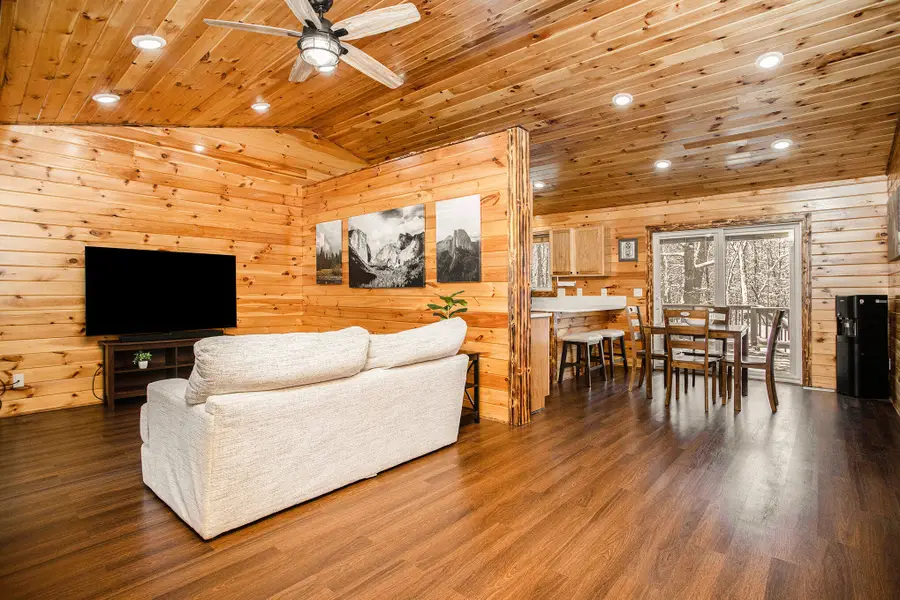 970 Scenic View Drive, Plainwell, MI 49080 - Image #3