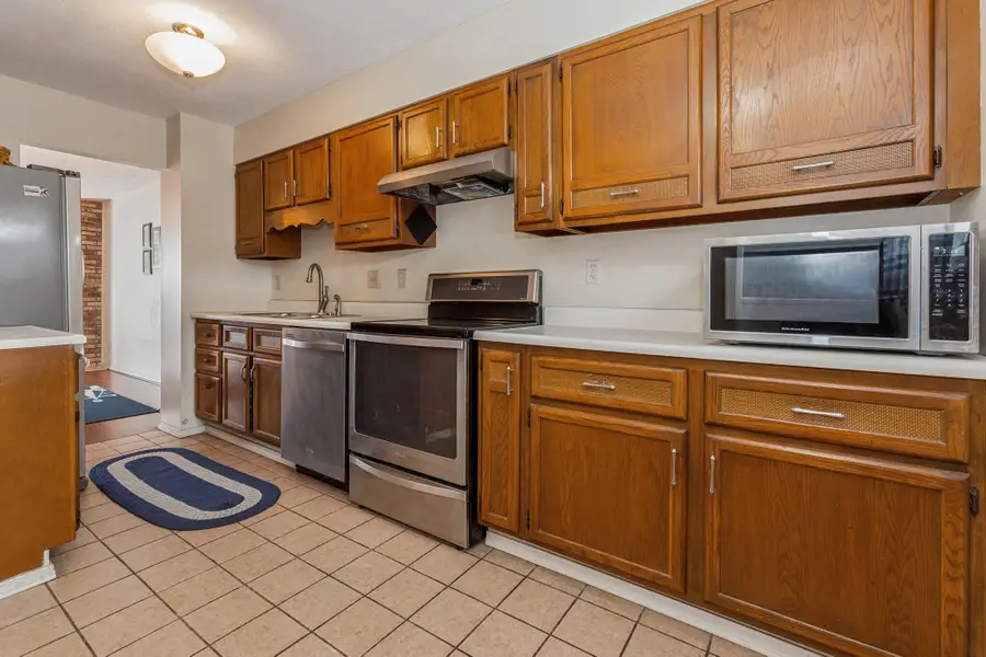 2583 Stratford Drive, Saint Joseph, MI 49085 - Image #2