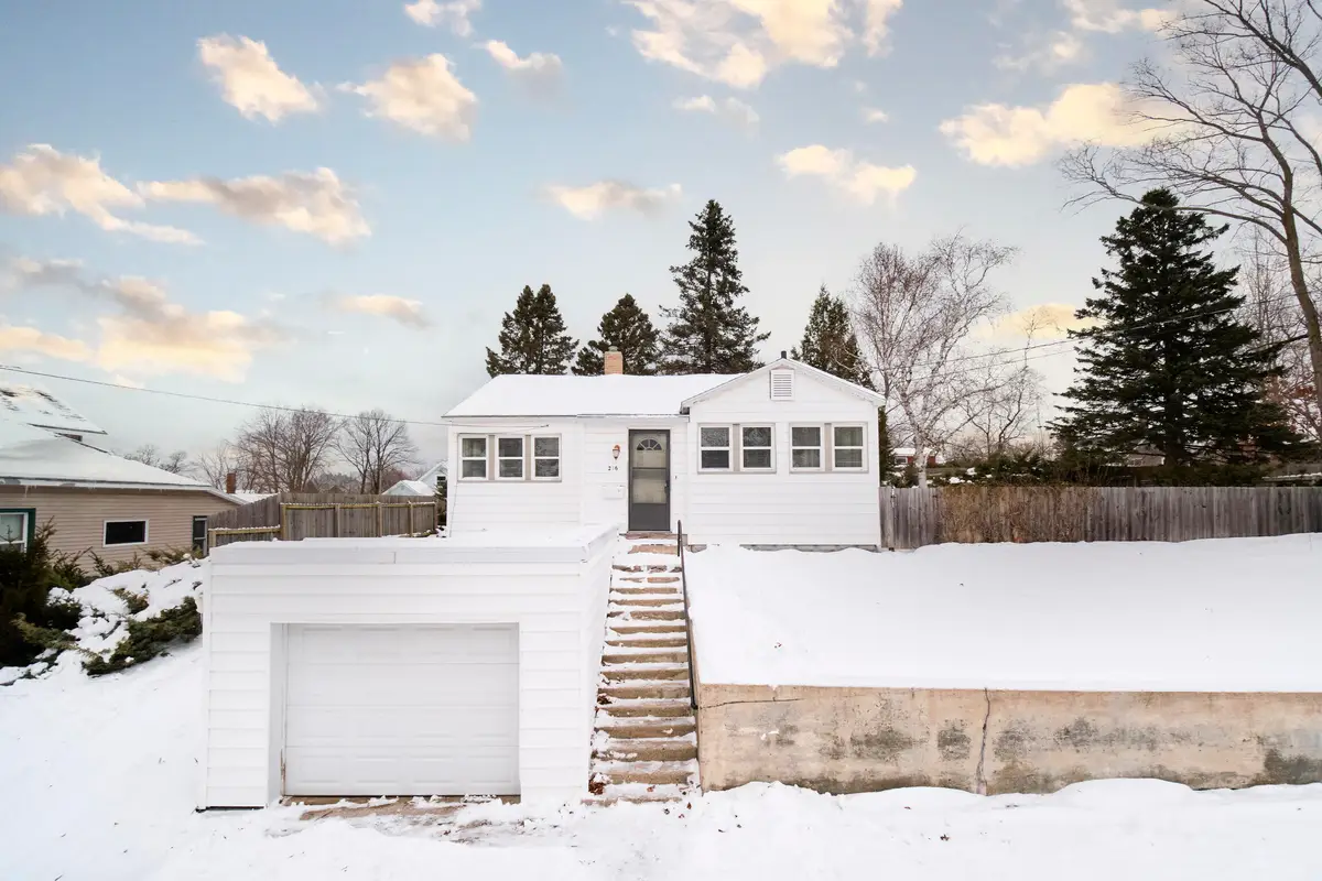 216 1st Avenue, Manistee, MI 49660 - Image #1