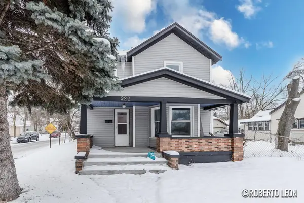 922 Burton Street Sw, Wyoming, MI 49509