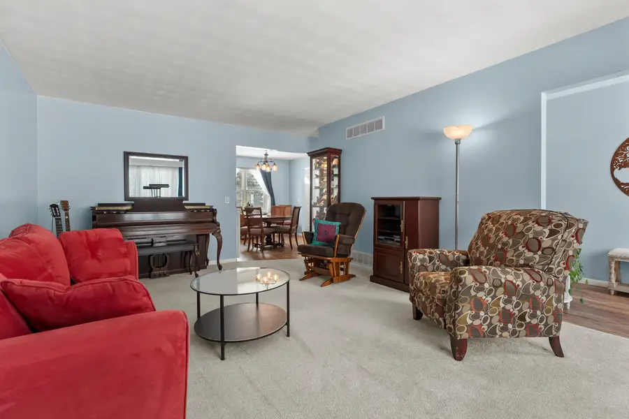 201 Mandalay Drive, Kalamazoo, MI 49009 - Image #3
