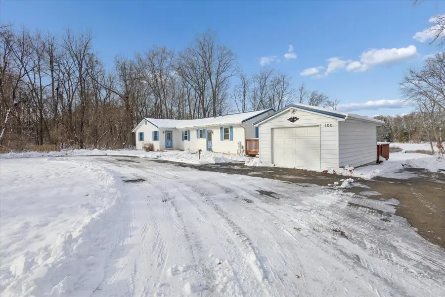 100 Long Lake, Marshall, MI 49068 - Image #2