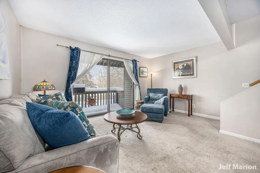 4374 Indian Spring Drive Sw, Grandville, MI 49418 - Image #3