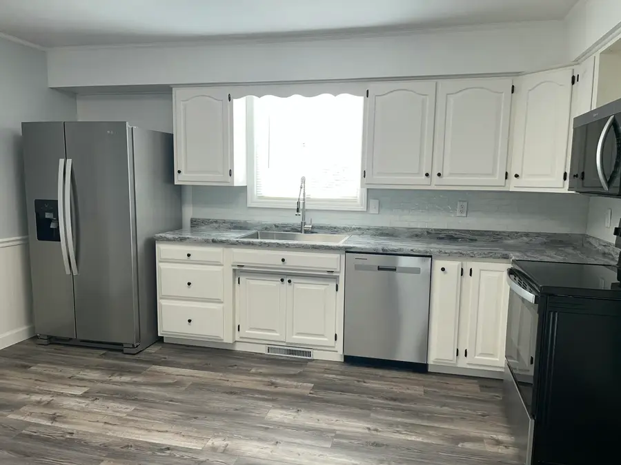 460 E Chicago Street, Jonesville, MI 49250 - Image #3