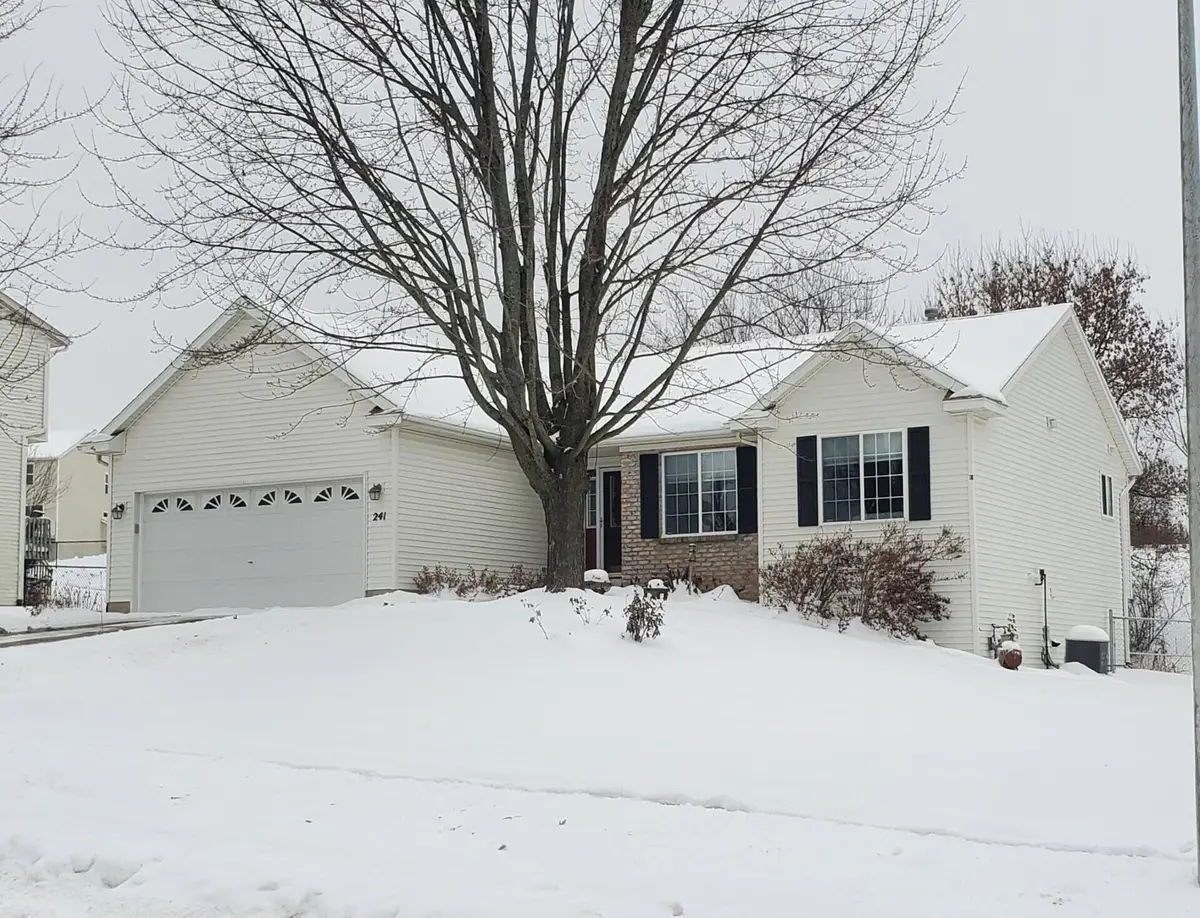 241 Glendale Drive Ne, Rockford, MI 49341 - Image #1