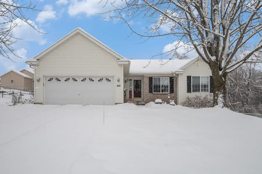 241 Glendale Drive Ne, Rockford, MI 49341 - Image #3
