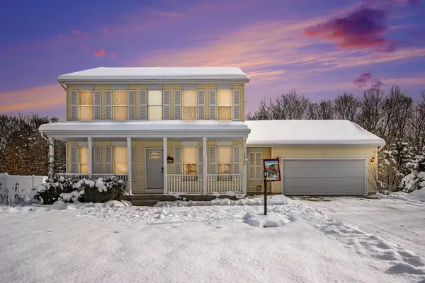 58703 Kristina Circle E, Paw Paw, MI 49079