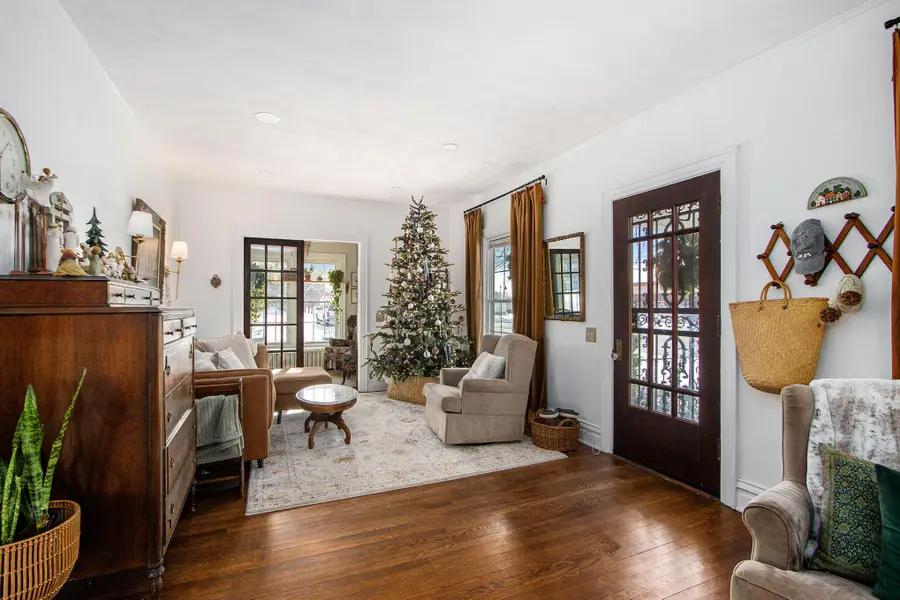 229 S Riverview Drive, Kalamazoo, MI 49004 - Image #3