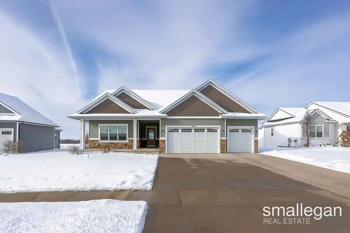 1845 Kenowa Avenue Nw, Walker, MI 49534 - Image #1