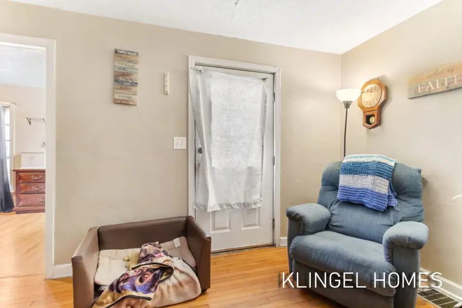 947 Carlton Street, Muskegon, MI 49442 - Image #3