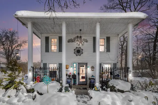 11175 E Shore Drive, Delton, MI 49046