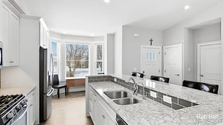 5140 Yellowstone River Drive Sw #4, Grandville, MI 49418 - Image #2