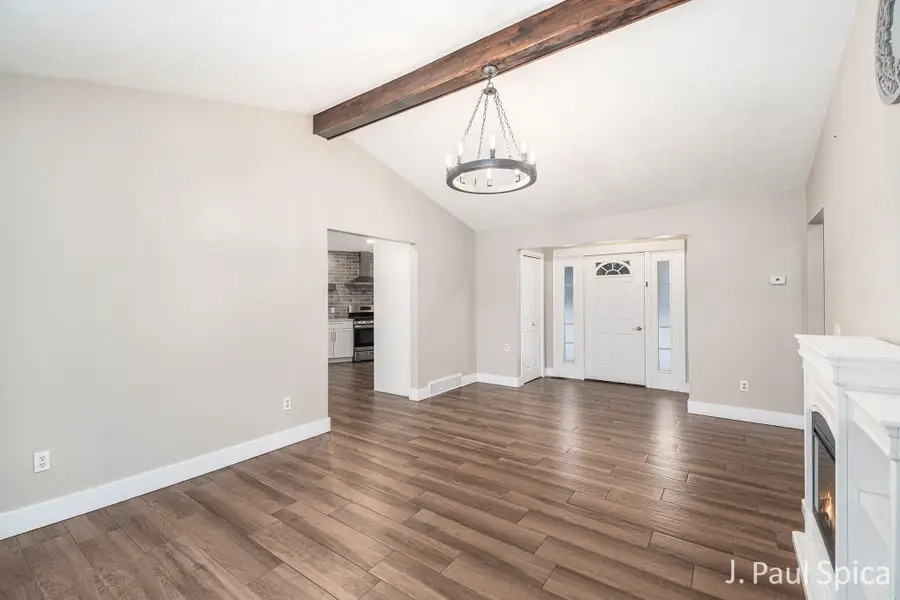 4127 Chaminade Drive Sw, Grandville, MI 49418 - Image #3