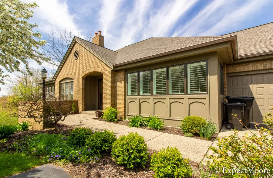 632 Cascade Hills Ridge Se, Grand Rapids, MI 49546 - #2