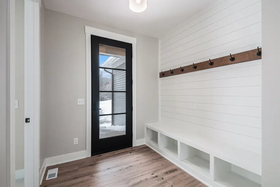 2727 Bridge Place Drive Ne, Grand Rapids, MI 49525 - Image #3