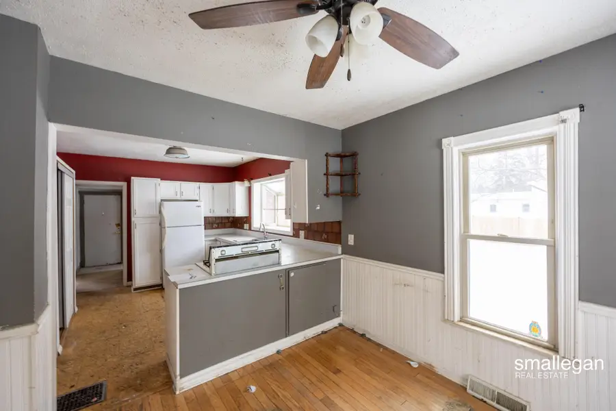 49 N 2nd Street Nw, Kent City, MI 49330 - Image #3