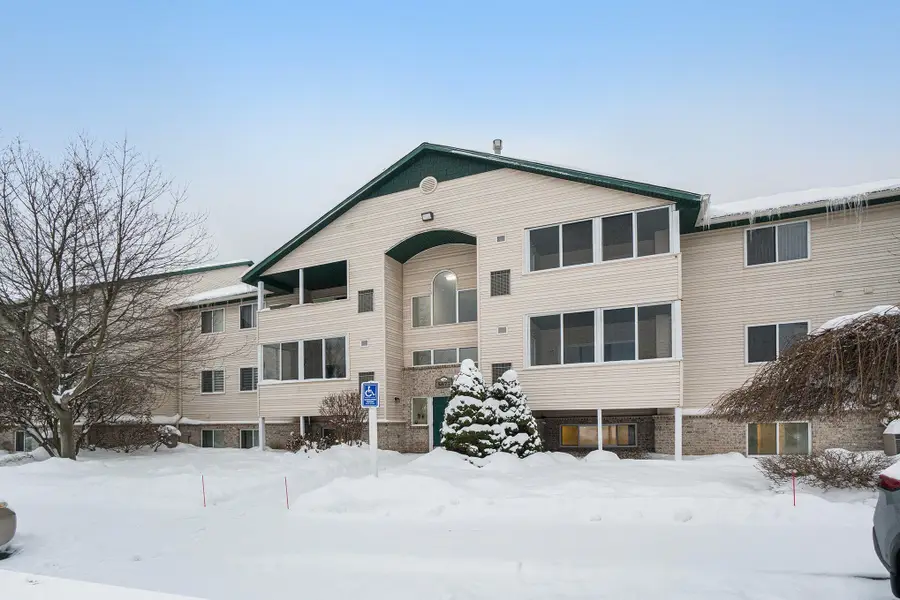 5877 Crosswinds Drive #14, Norton Shores, MI 49444 - Image #2