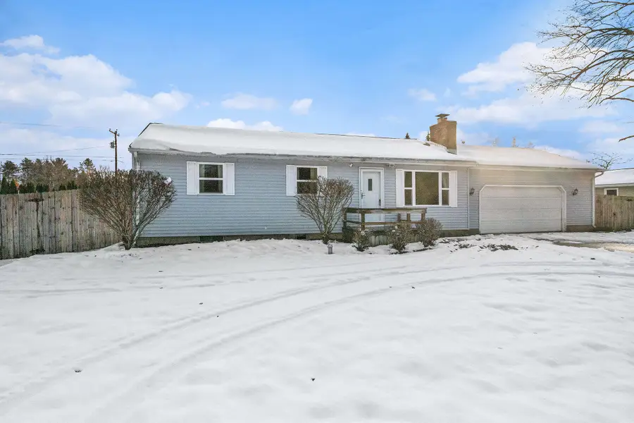 4854 E Y Avenue, Vicksburg, MI 49097 - Image #2