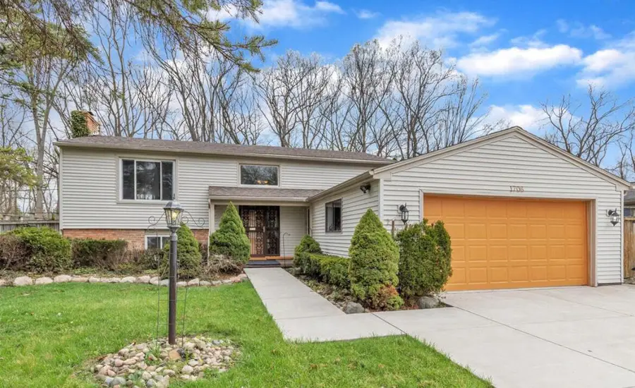 1706 Autumn Lane, Lansing, MI 48912 - Image #2