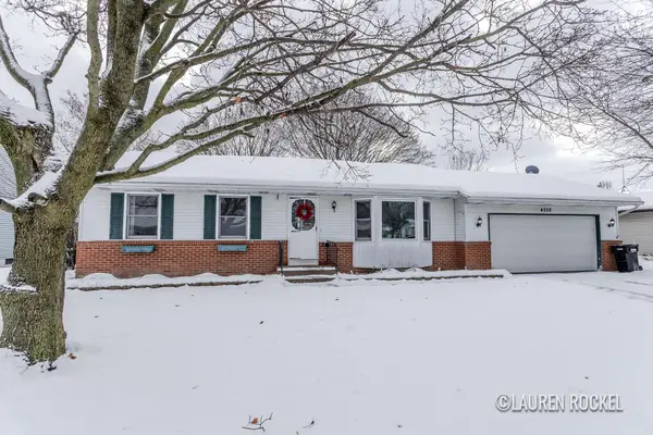 4532 Sutton Place Sw, Grandville, MI 49418