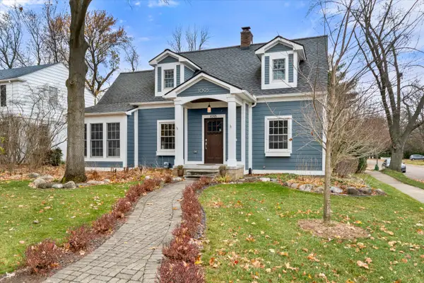 1095 Roosevelt Street, Plymouth, MI 48170