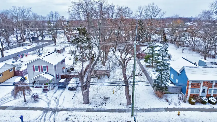 52451 Washington Street, New Baltimore, MI 48047 - Image #2