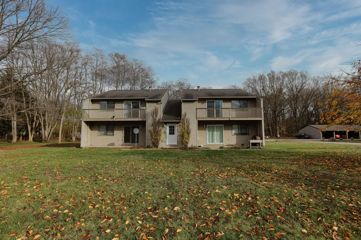 15528 Clovernook Drive, Grand Haven, MI 49417 - Image #1