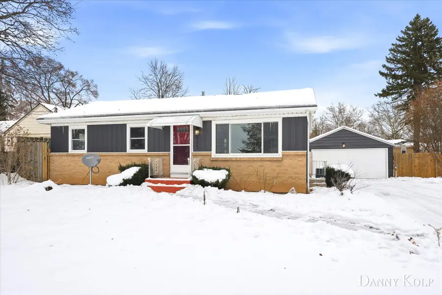 4322 Fuller Avenue Se, Grand Rapids, MI 49508 - Image #3