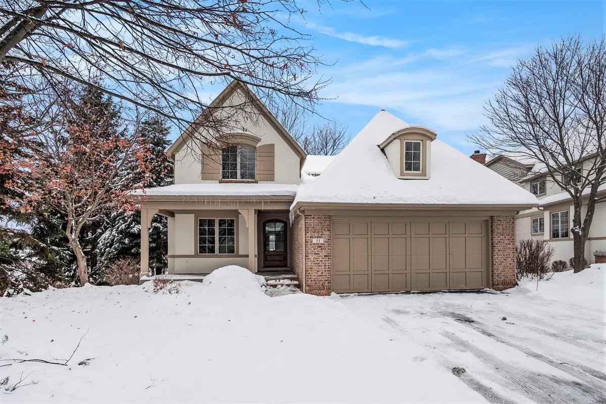 51 Peartree Lane Ne, Grand Rapids, MI 49546 - Image #1