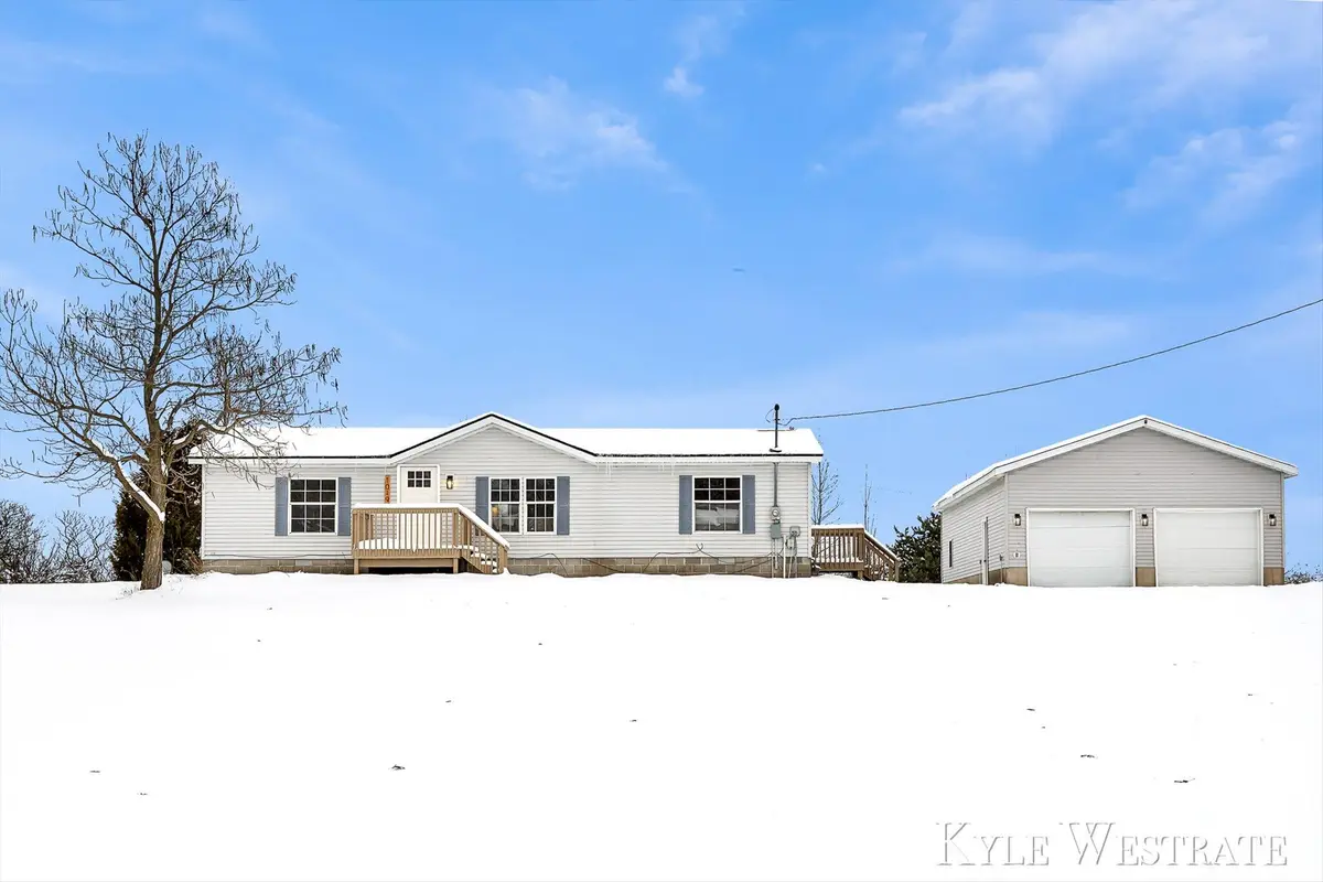 1019 Vining Road, Greenville, MI 48838 - Image #1
