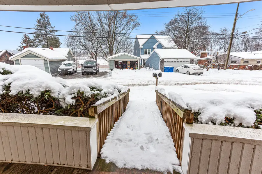 3303 Lexington Road, Waterford, MI 48328 - Image #3