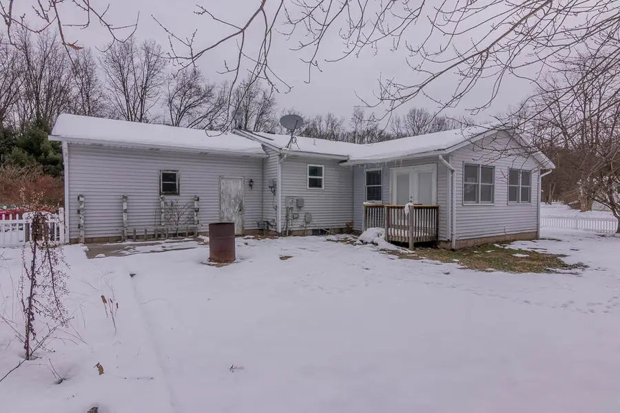 24271 Thousand Oaks Drive, Mattawan, MI 49071 - Image #2